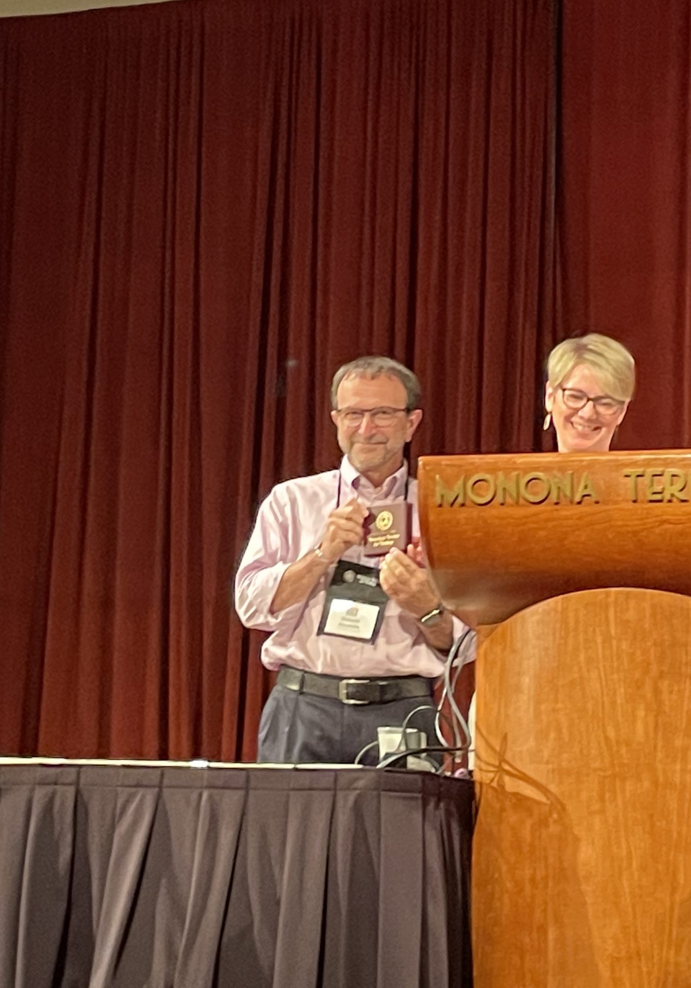 Vincent R. Racaniello, Ph.D receiving award